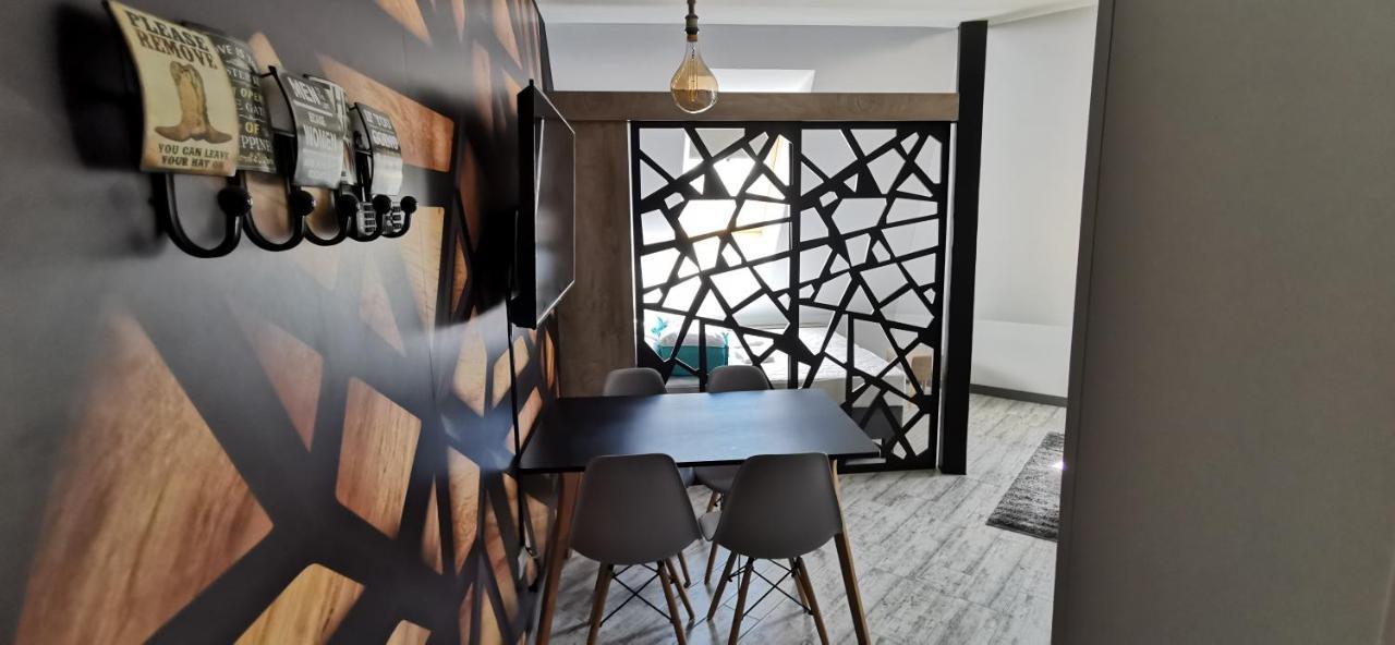 Apartamenty Majowka كوادسكوم المظهر الخارجي الصورة